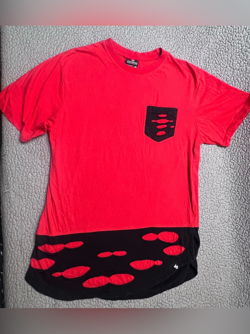 Vintage South Pole Short Sleeve T Shirt Men’s Size Medium Red And Black